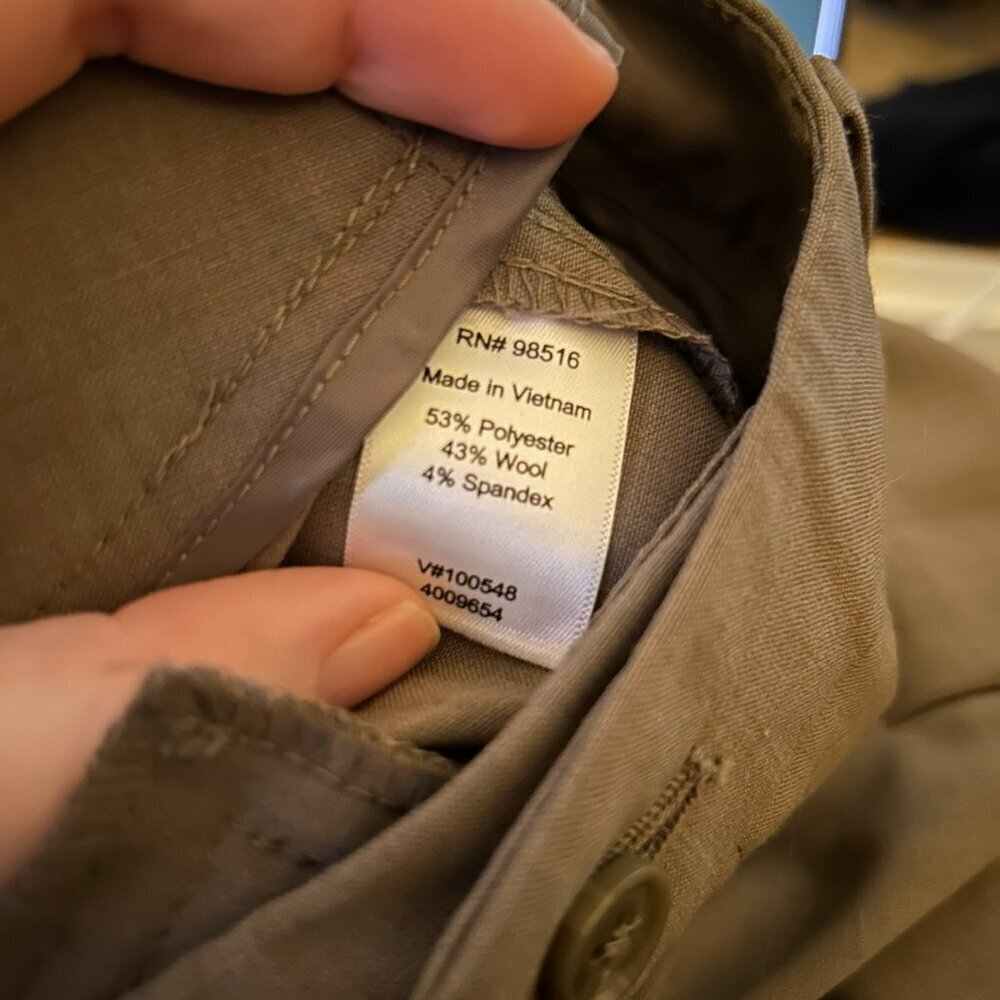 NWT Coldwater Creek Natural Fit Straight Leg Khaki Pants Women’s Size 10 Taupe - Picture 9 of 11